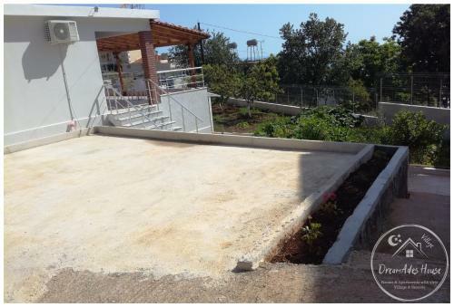 Hostal Dreamades House - Village