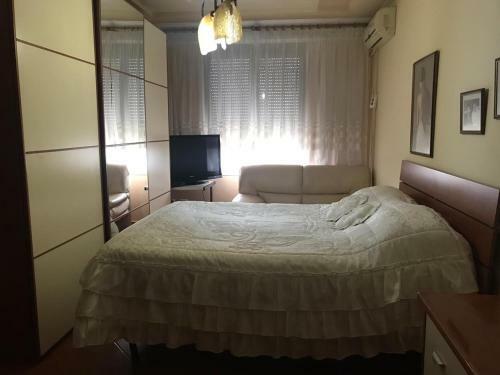 Iris Apartment