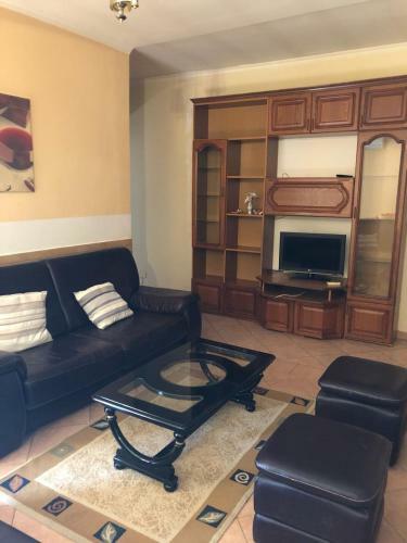 Apartamento Kushta's Home