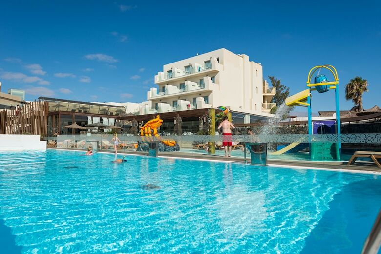 Hotel Hd Beach Resort