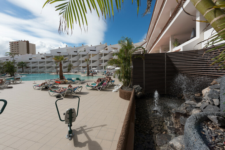 Paloma Beach Apartments