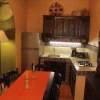 Hotel Casa Mia Suites