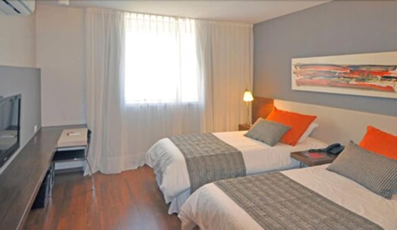 Hotel Amerian Tucuman Apart And Suites