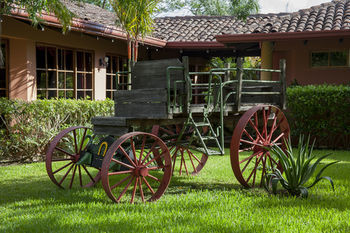Hotel Borinquen Mountain Resort And Spa