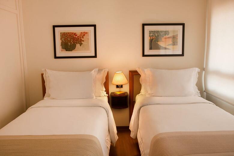 Hotel Etoile George V Jardins