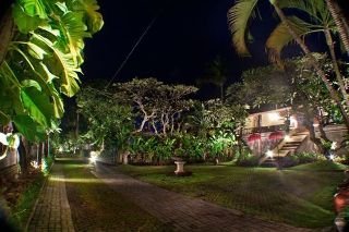 Villa Aya