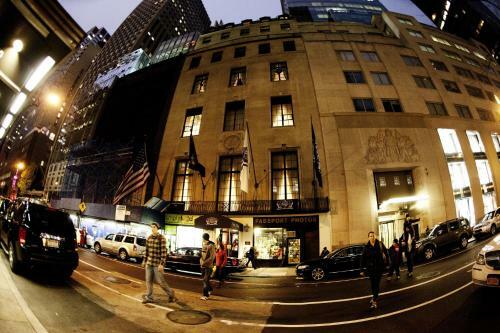 3 West Club Hotel