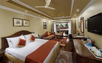 Hotel Mayfair Beach Resort