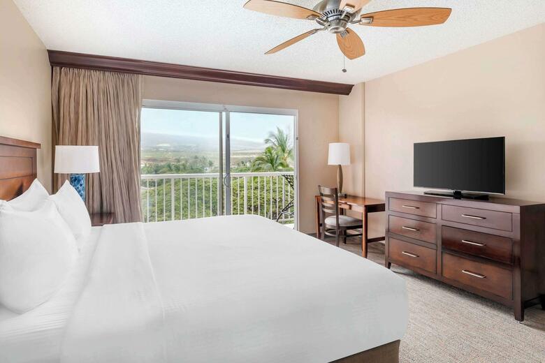 Hotel Kaanapali Beach Club