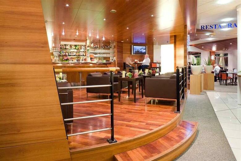 Hotel Novotel Chartres