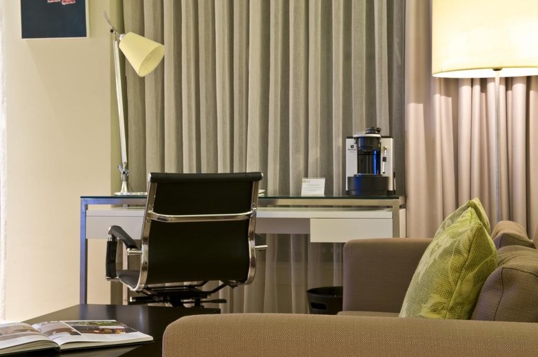 B Aparthotel Grand Place