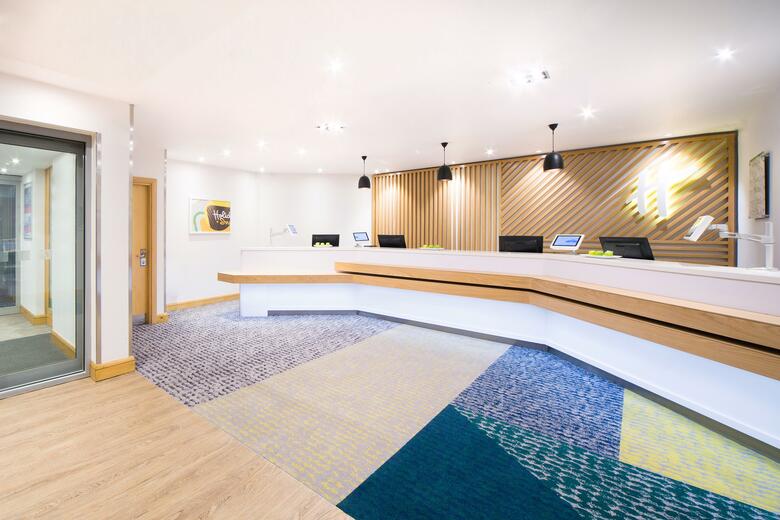 Hotel Holiday Inn Gatwick Airport