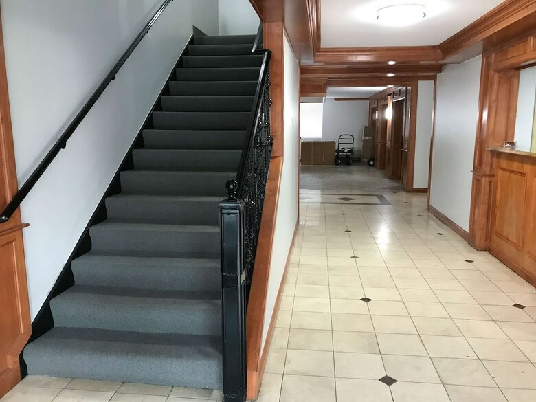 Hotel Clarion Inn And Summit Center