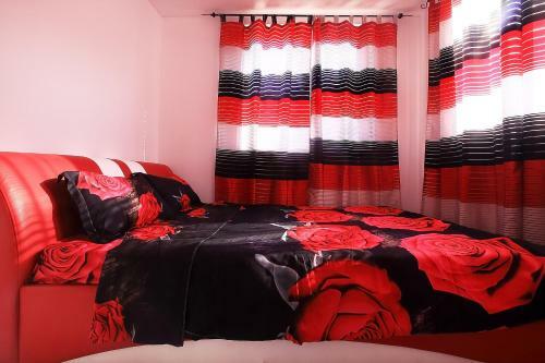 Apartamento Minismart Complex Rainbow Garden And Jacuzzi