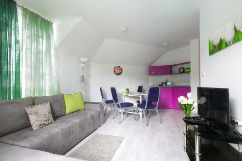 Apartamento Minismart Complex Rainbow Garden And Jacuzzi