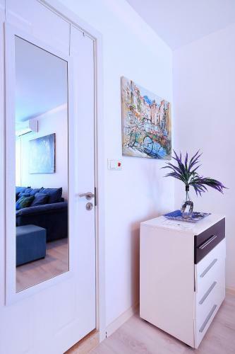 Apartamento Minismart Complex Rainbow Garden And Jacuzzi