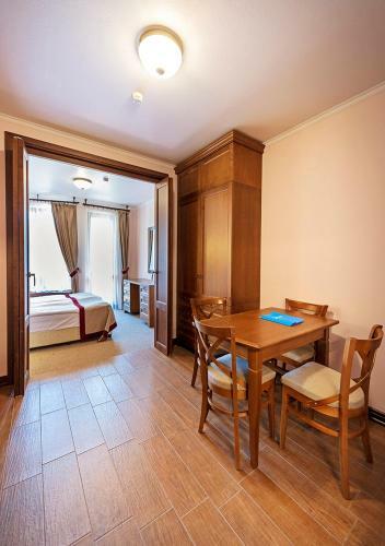 7 Pools Boutique Hotel & Spa