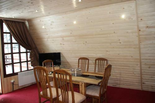 Ski Chalet Deno