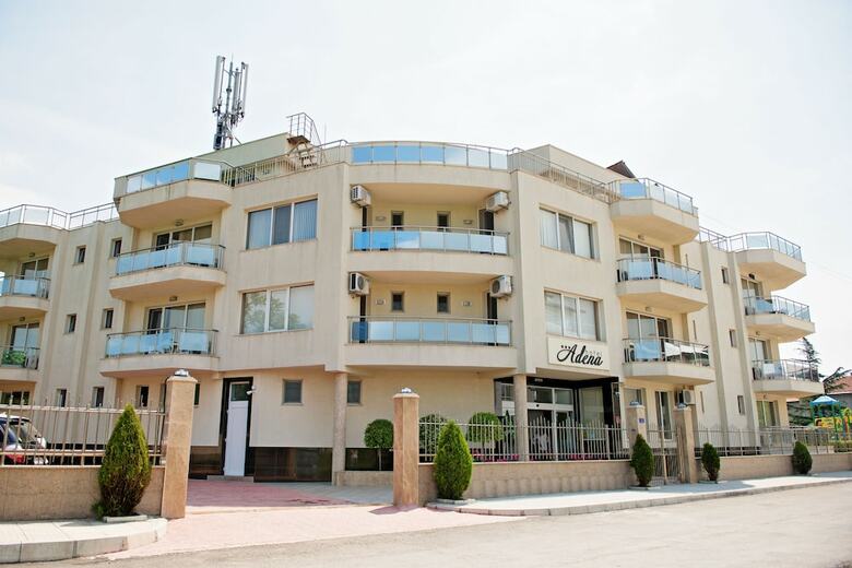 Family Hotel Adena