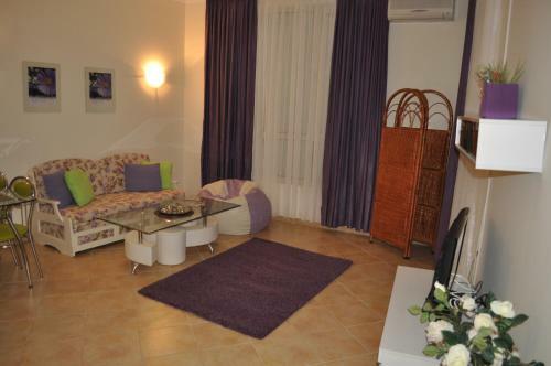 Negresco Apartments