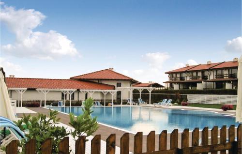Three-bedroom Holiday Home In Lozenets