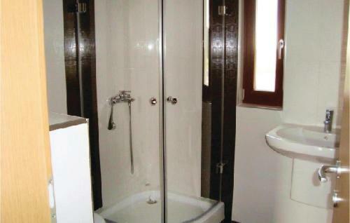 Three-bedroom Holiday Home In Lozenets