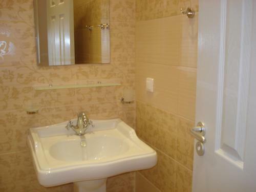 Deluxe Apartments In Oasis Resort
