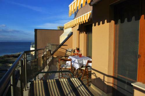 Seaview Apartment Marina