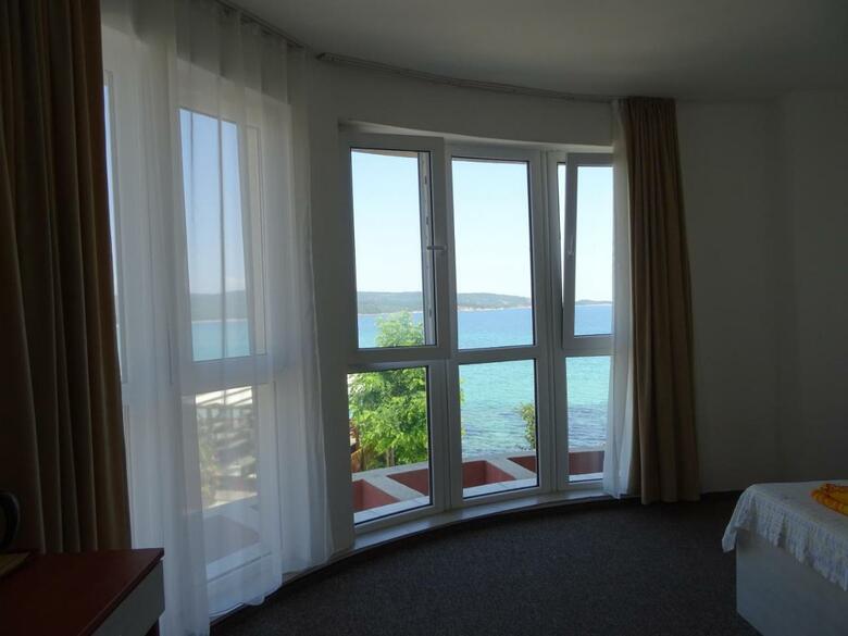 Hostal Dobrevi Guest House