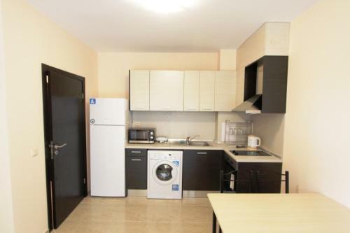 Lucky Apartments In Horizont Complex