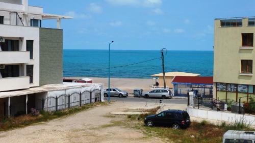 Lucky Apartments In Horizont Complex