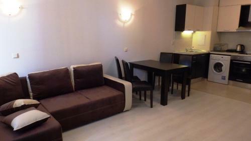 Lucky Apartments In Horizont Complex