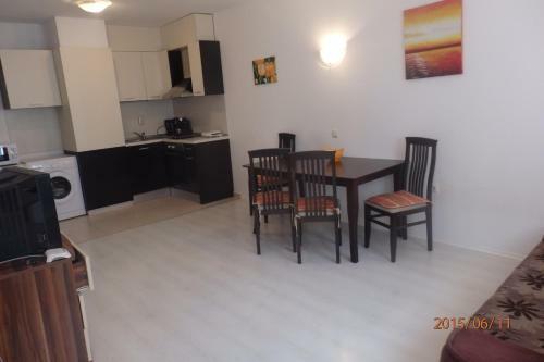 Lucky Apartments In Horizont Complex