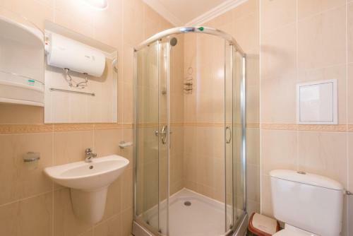 Gt Caprice Apartments