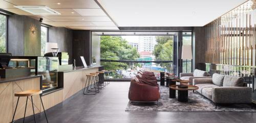 One Residence Hotel & Apartment