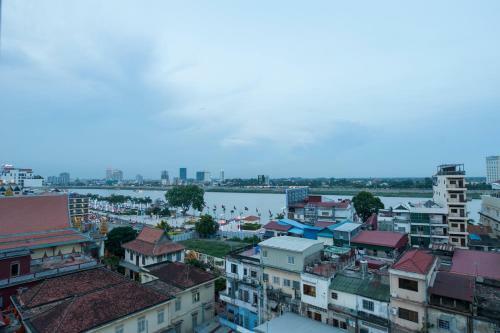 Rs III Location Hostel