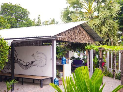 Aura Hostel & Bar Siem Reap