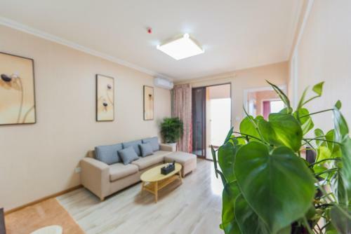Chengdu Jiwu Aparthotel-wuhouci Jinli Branch