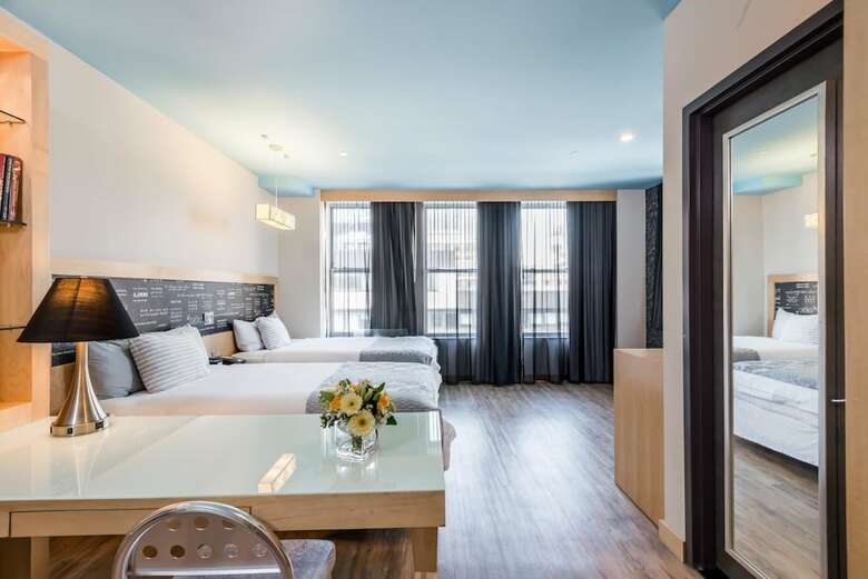 Hotel TRYP Times Square South