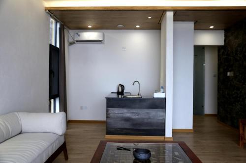Hostal Beyond The Terrace Residence