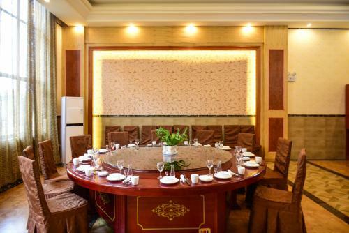 Yuanyang County Shengcun Yunti Hotel