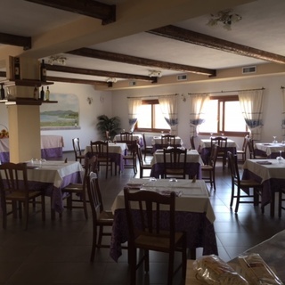 Hotel Valkarana - Relais Di Campagna