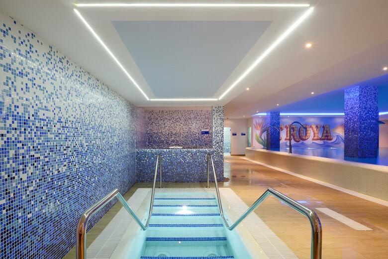 Hotel Alexandre Troya