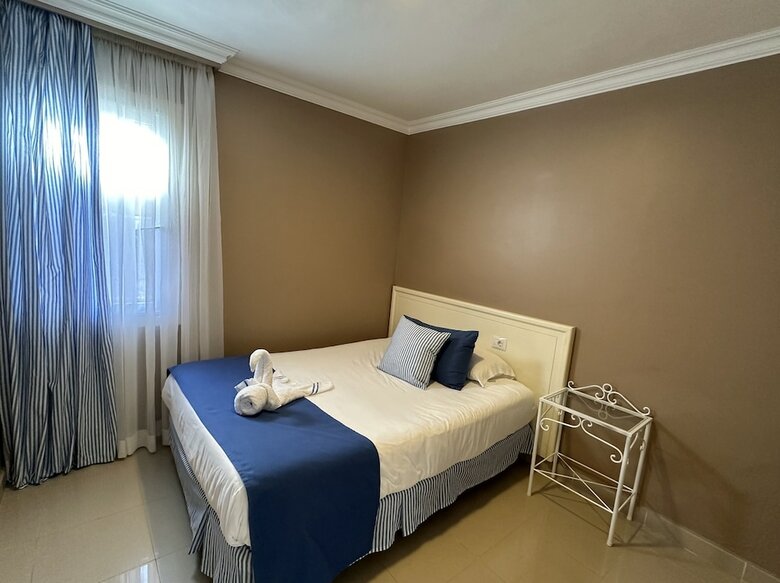Viviendas Turisticas Residencial La Quinta Park Suites