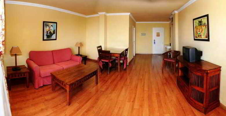 Viviendas Turisticas Residencial La Quinta Park Suites