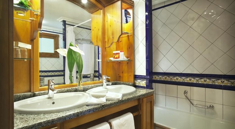 Hotel Jardines De Nivaria