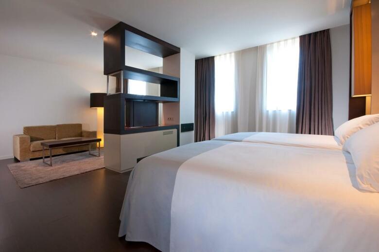 Hotel Barcelona Condal Mar Affiliated By Melia