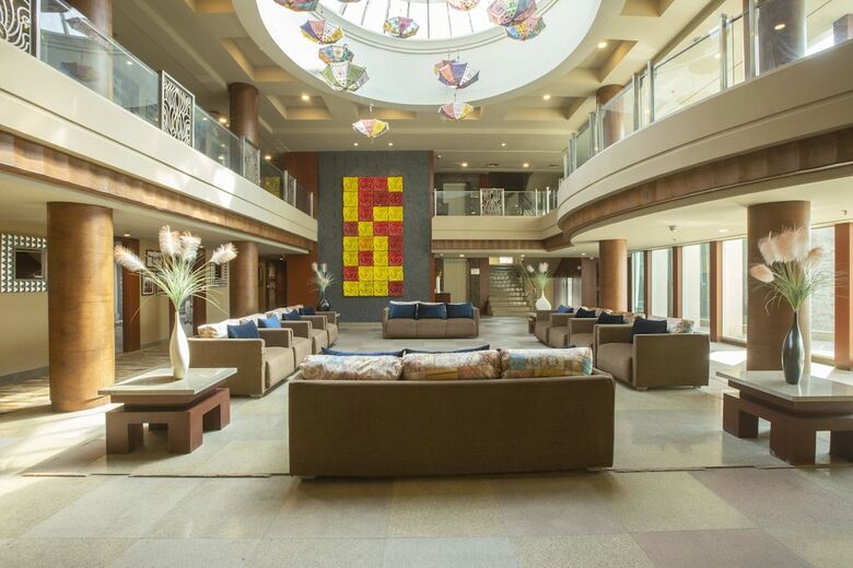 Hotel Vesta International
