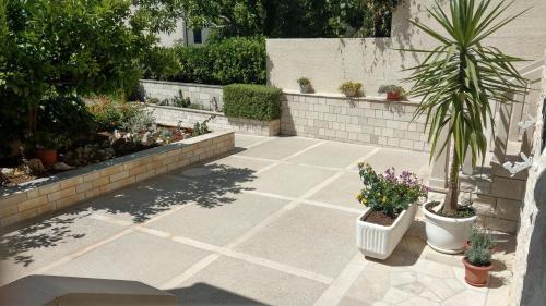 Apartments By The Sea Bol (Brac) - 13121