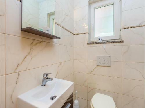 Three-bedroom Holiday Home In Klanice